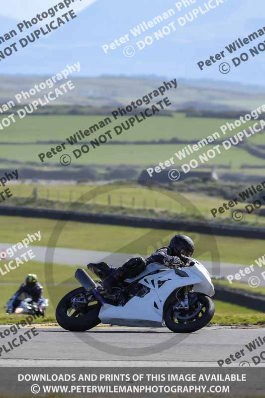 anglesey no limits trackday;anglesey photographs;anglesey trackday photographs;enduro digital images;event digital images;eventdigitalimages;no limits trackdays;peter wileman photography;racing digital images;trac mon;trackday digital images;trackday photos;ty croes